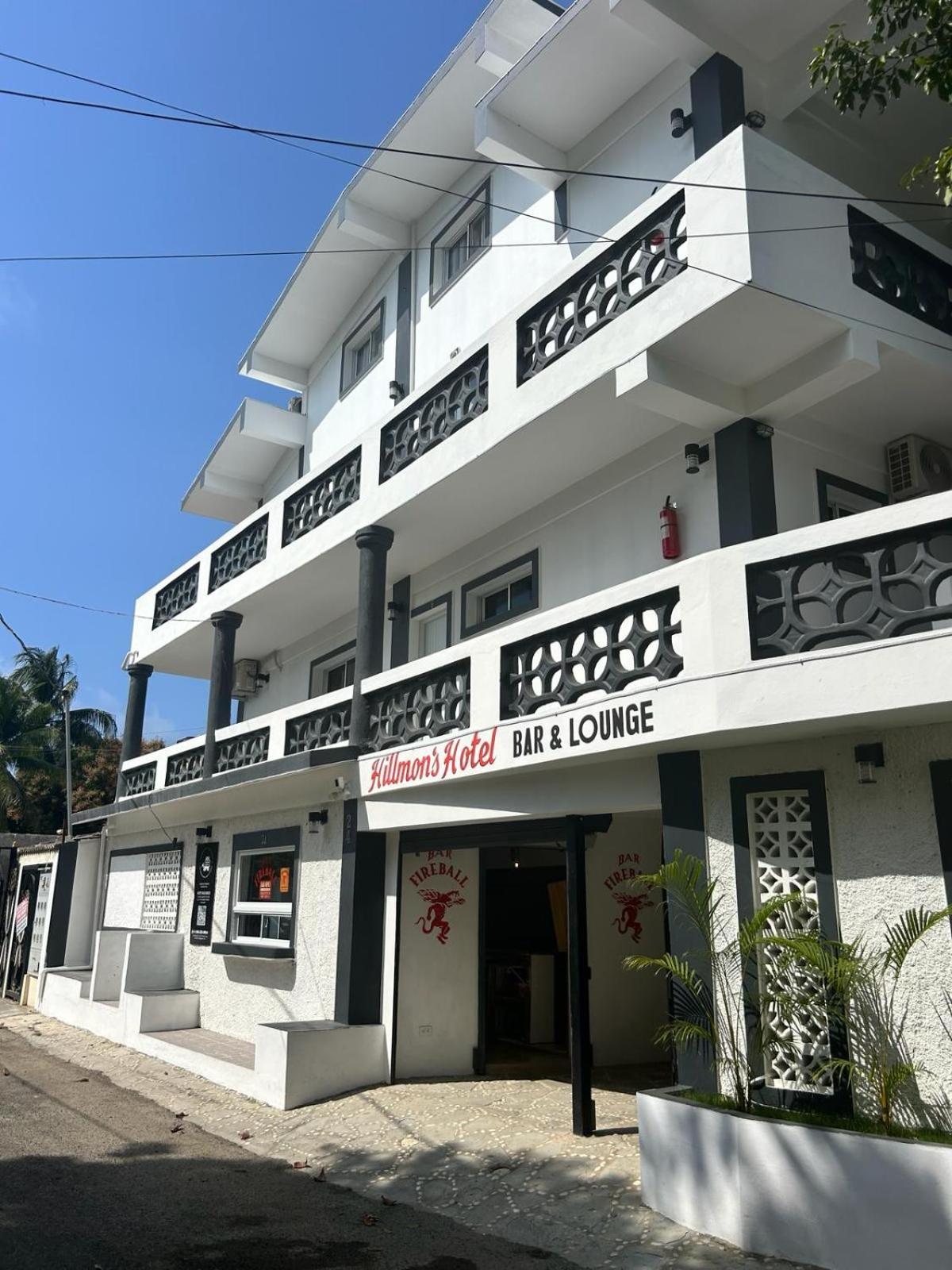 Hillmon'S Hotel Bar Lounge Sosúa 外观 照片