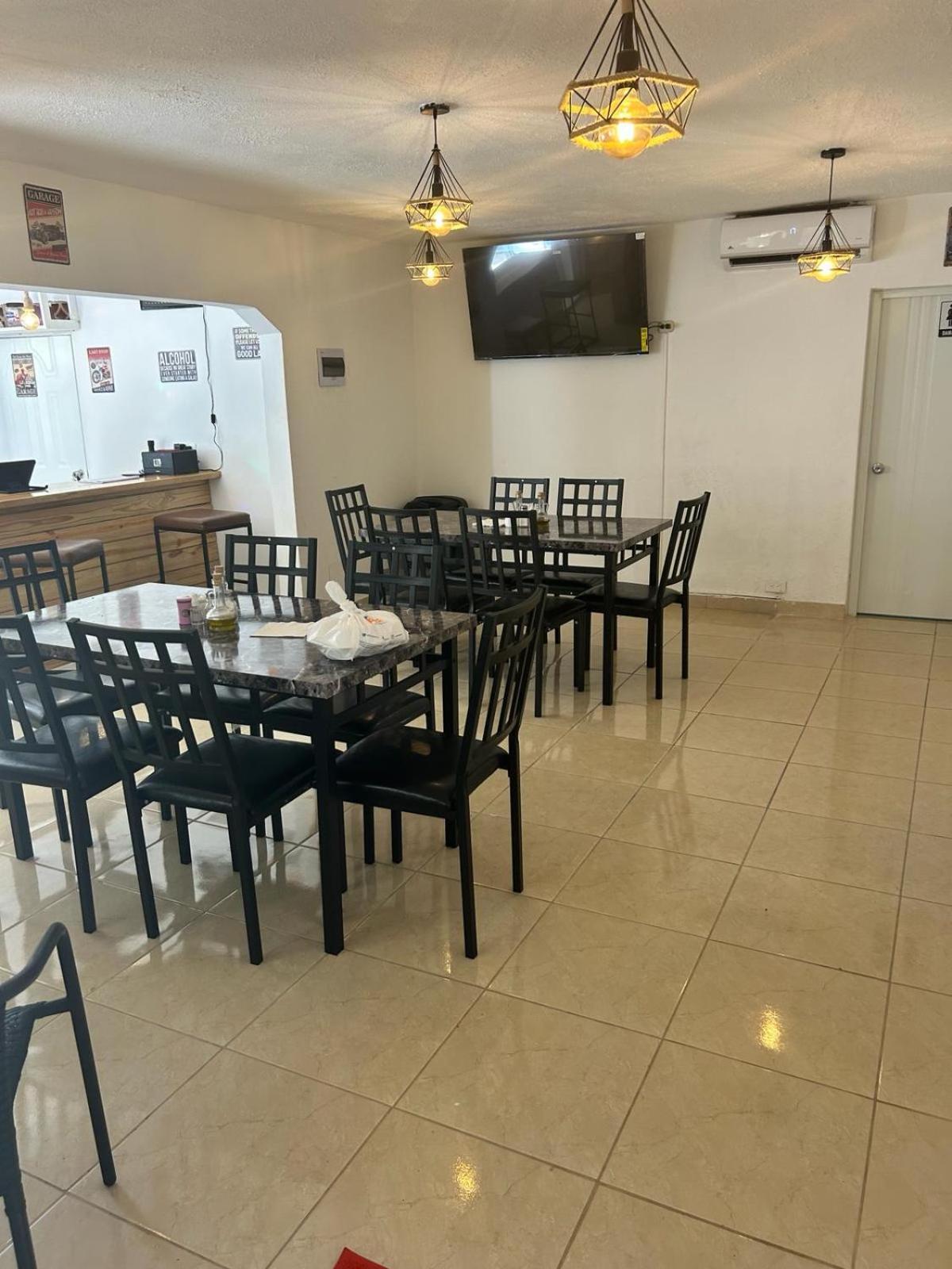 Hillmon'S Hotel Bar Lounge Sosúa 外观 照片